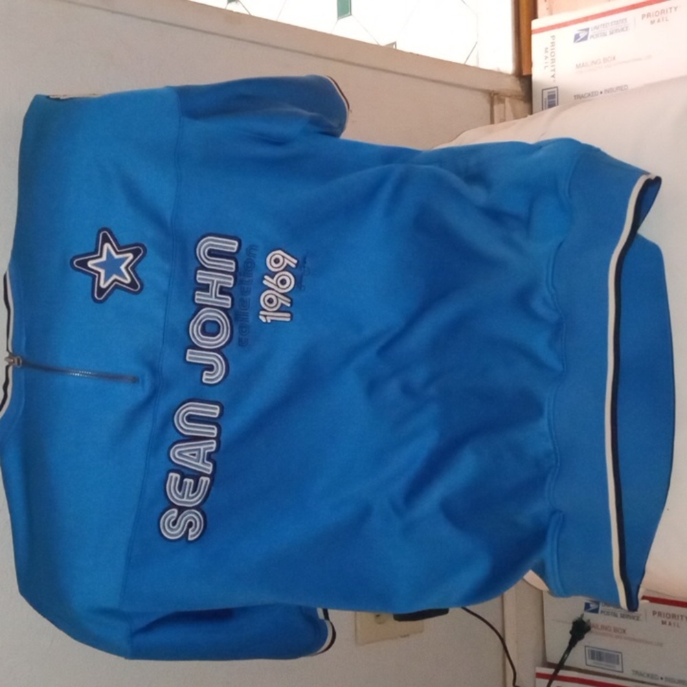 Sean John pullover